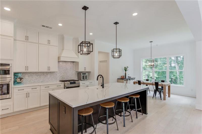 Image for property 5306 Weeping Creek Trail, Flowery Branch, GA 30542