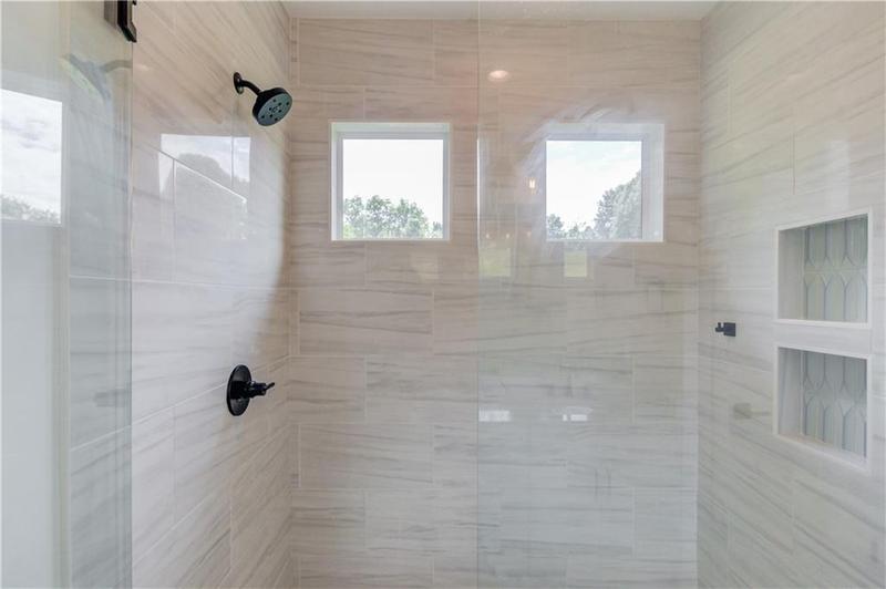 Image for property 5306 Weeping Creek Trail, Flowery Branch, GA 30542
