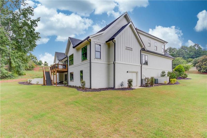 Image for property 5306 Weeping Creek Trail, Flowery Branch, GA 30542