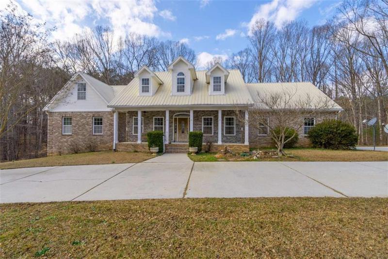 Image for property 550 Oak Ridge Drive, Oxford, GA 30054