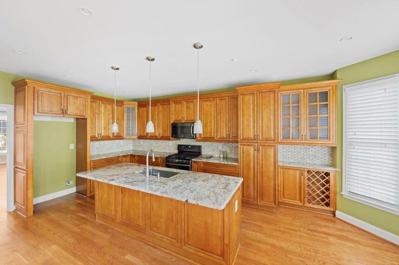 Image for property 727 Pear Grove Place, Marietta, GA 30066