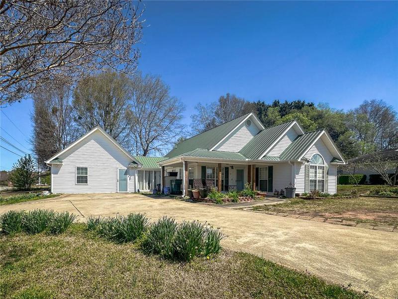 Image for property 111 Davison Street, Baldwin, GA 30511