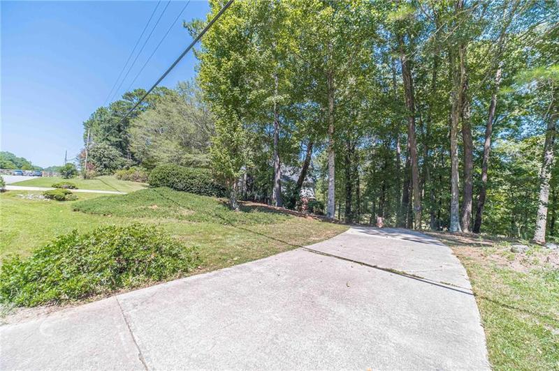 Image for property 990 Bramlett Shoals Road, Lawrenceville, GA 30045