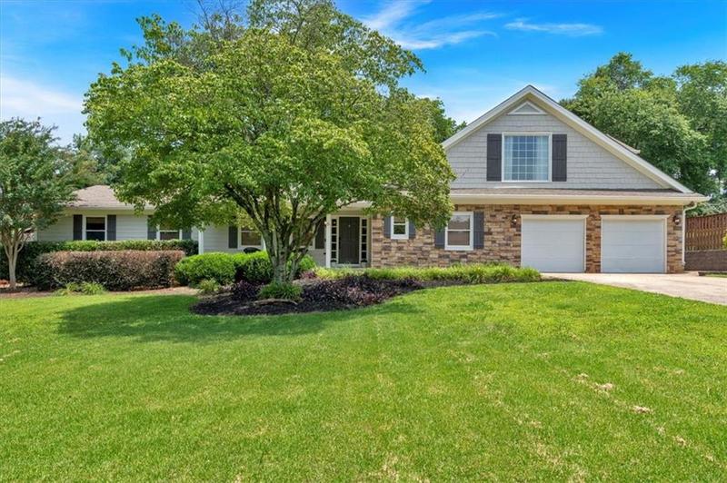 Image for property 6 ALPINE Drive, Cartersville, GA 30120