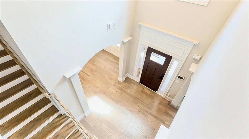Image for property 5381 Front Runner Court, Sugar Hill, GA 30518