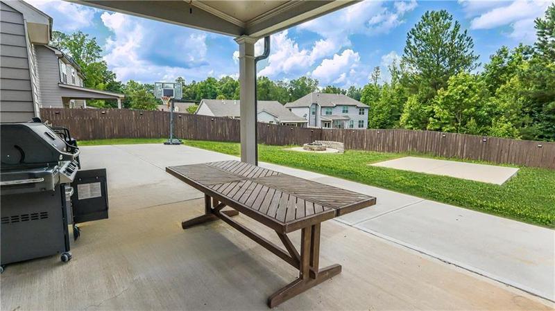 Image for property 5381 Front Runner Court, Sugar Hill, GA 30518