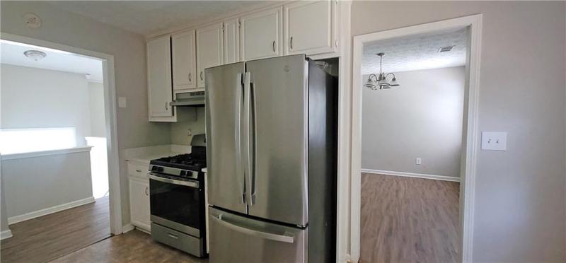 Image for property 121 Ridgeway Point, Ellenwood, GA 30294