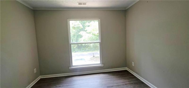 Image for property 121 Ridgeway Point, Ellenwood, GA 30294