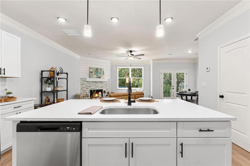 Image for property 46 Crest Drive 25, Hartwell, GA 30643
