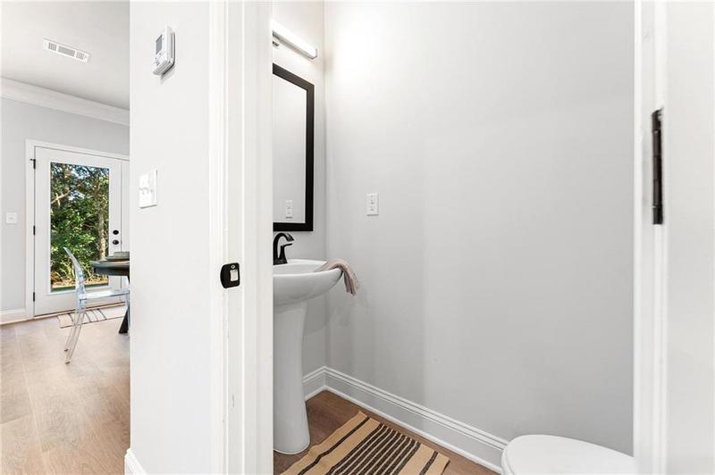 Image for property 46 Crest Drive 25, Hartwell, GA 30643