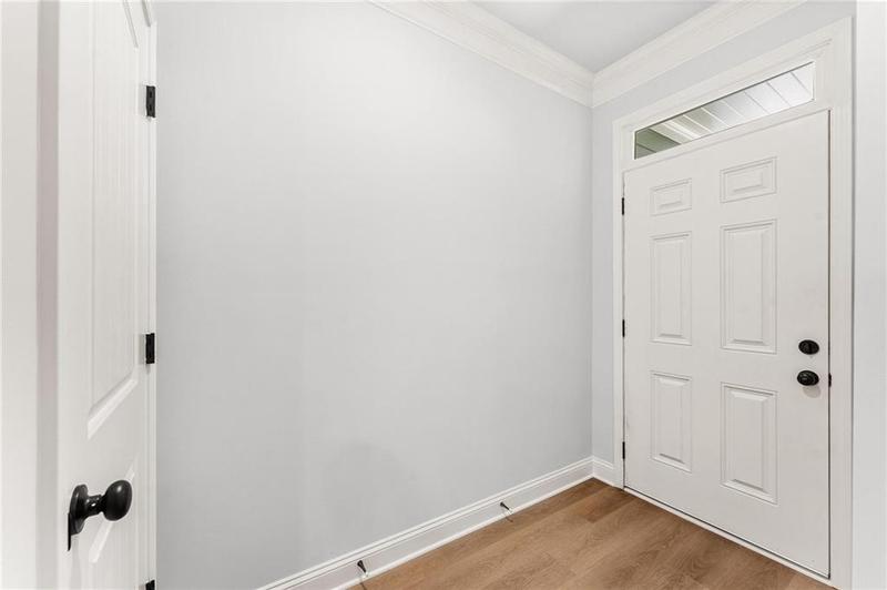 Image for property 46 Crest Drive 25, Hartwell, GA 30643