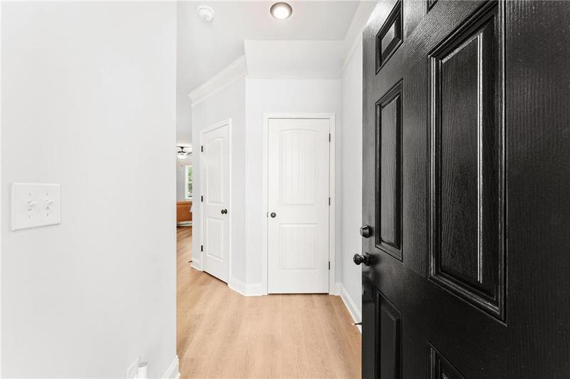 Image for property 46 Crest Drive 25, Hartwell, GA 30643