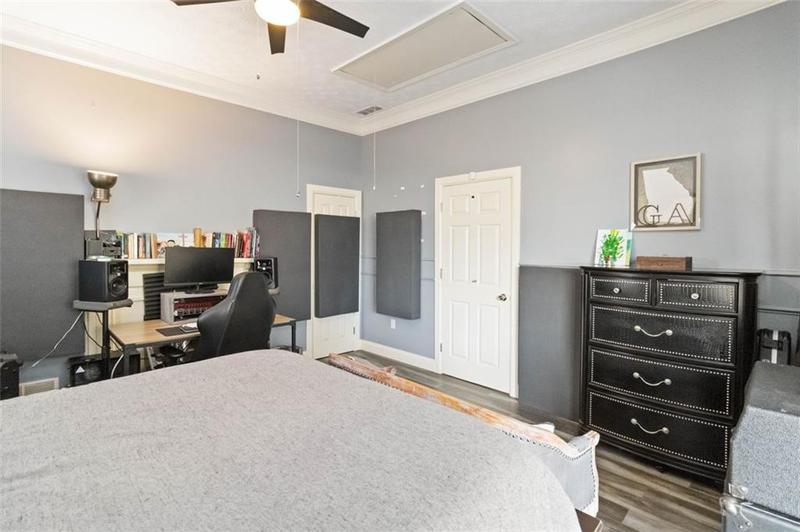 Image for property 4900 LILBURN STONE MOUNTAIN Road, Lilburn, GA 30047