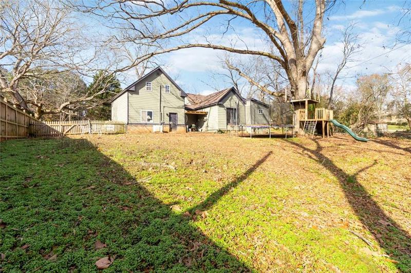 Image for property 4900 LILBURN STONE MOUNTAIN Road, Lilburn, GA 30047