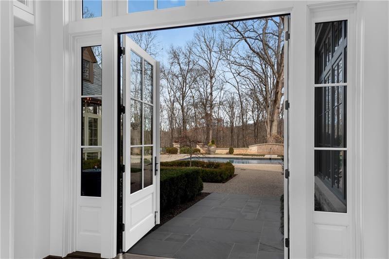 Image for property 560 Lost River Bend, Milton, GA 30004