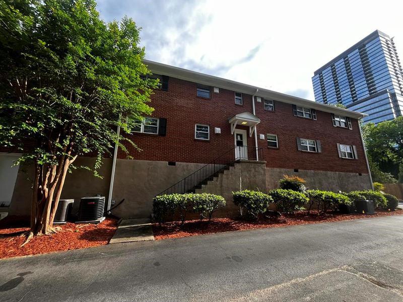 Image for property 3660 Peachtree Road C4, Atlanta, GA 30319