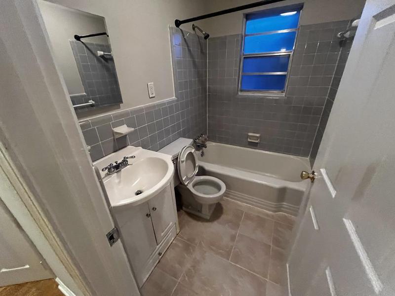 Image for property 3660 Peachtree Road C4, Atlanta, GA 30319