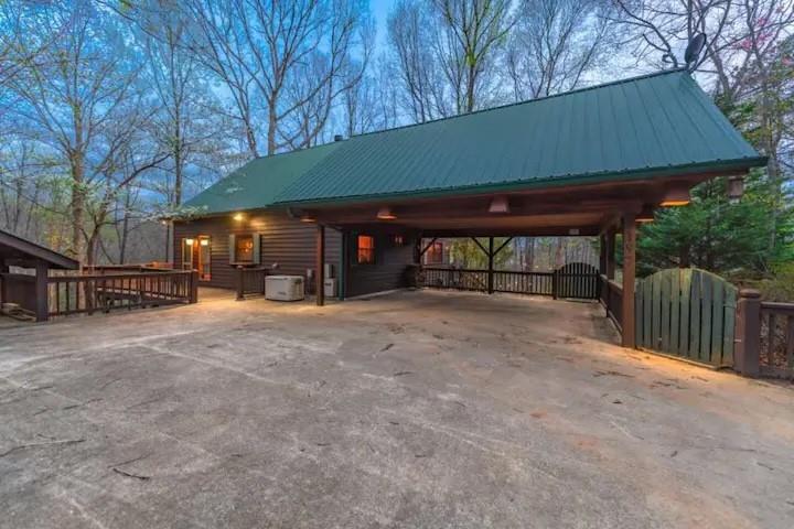 Image for property 197 Smith Hill Road, Blue Ridge, GA 30513