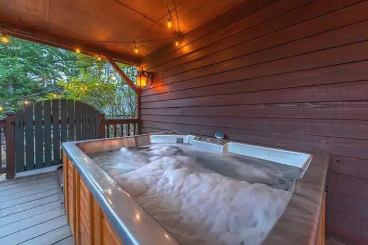 Image for property 197 Smith Hill Road, Blue Ridge, GA 30513