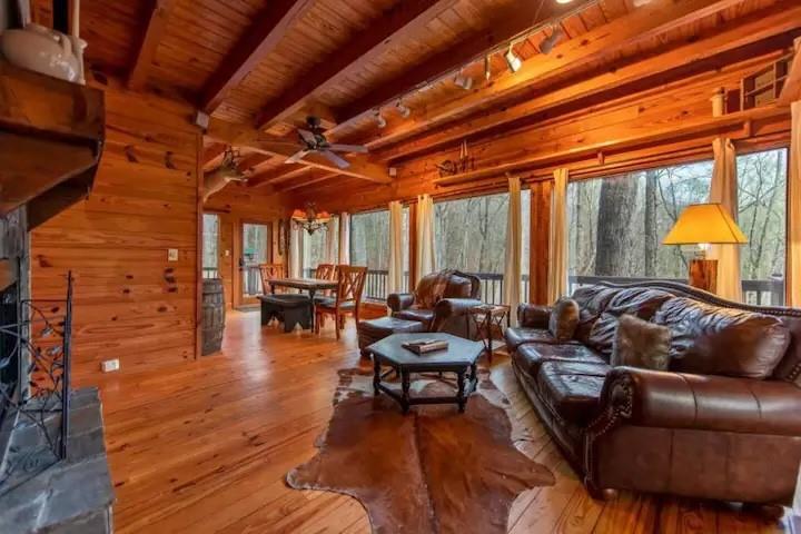 Image for property 197 Smith Hill Road, Blue Ridge, GA 30513