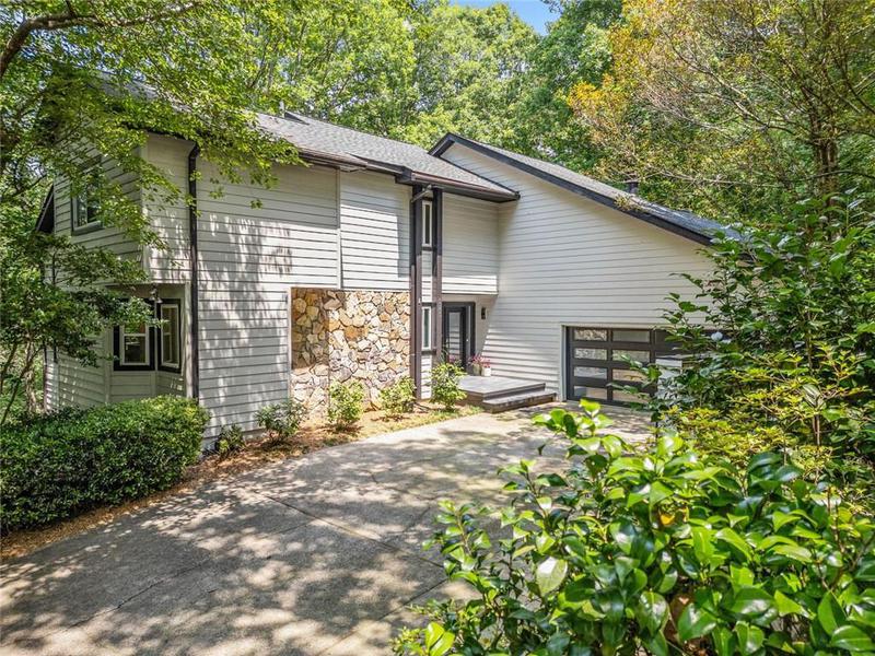 Image for property 545 Matterhorn Way Way, Alpharetta, GA 30022