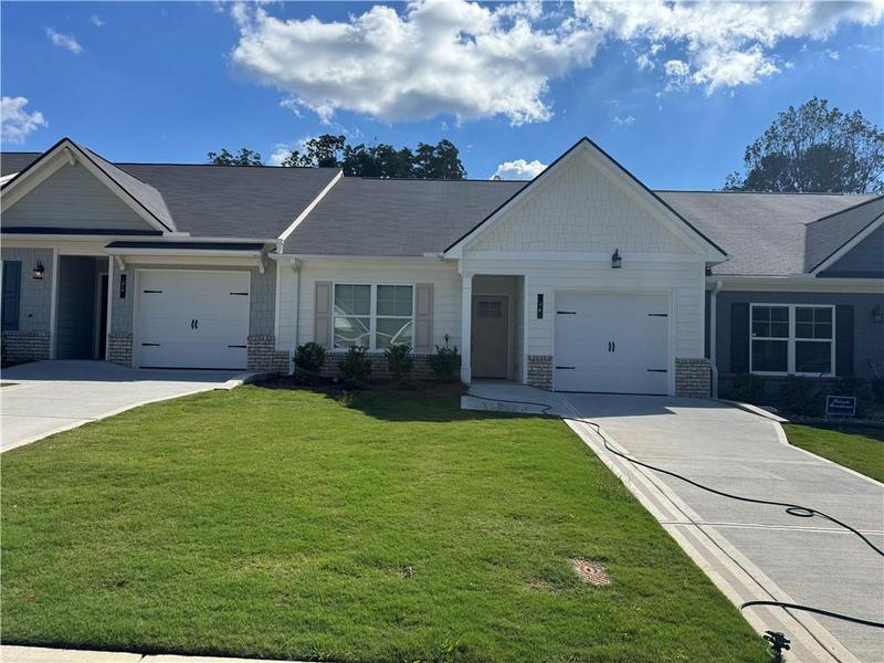 Image for property 37 Silver Leaf Lane, Dawsonville, GA 30534