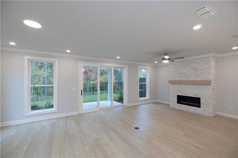 Image for property 134 Wards Crossing Way 17, Johns Creek, GA 30022