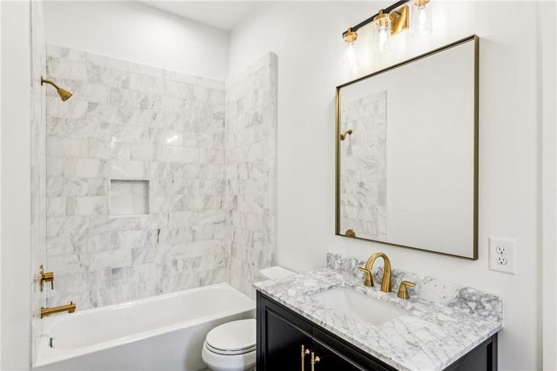 Image for property 2611 Charlesgate Avenue, Decatur, GA 30030
