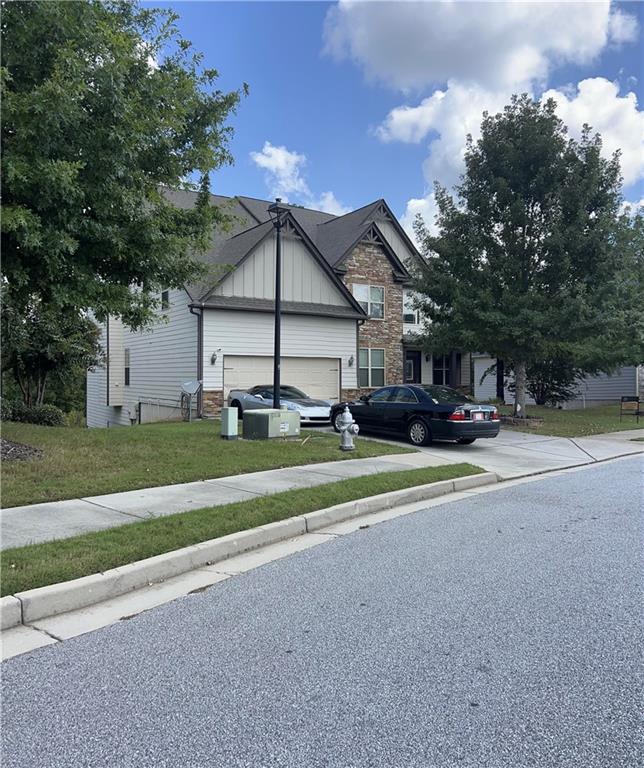 Image for property 190 Thrushwood Drive, Fayetteville, GA 30215