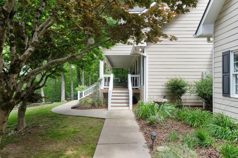 Image for property 344 Cascade Lane, Blue Ridge, GA 30513