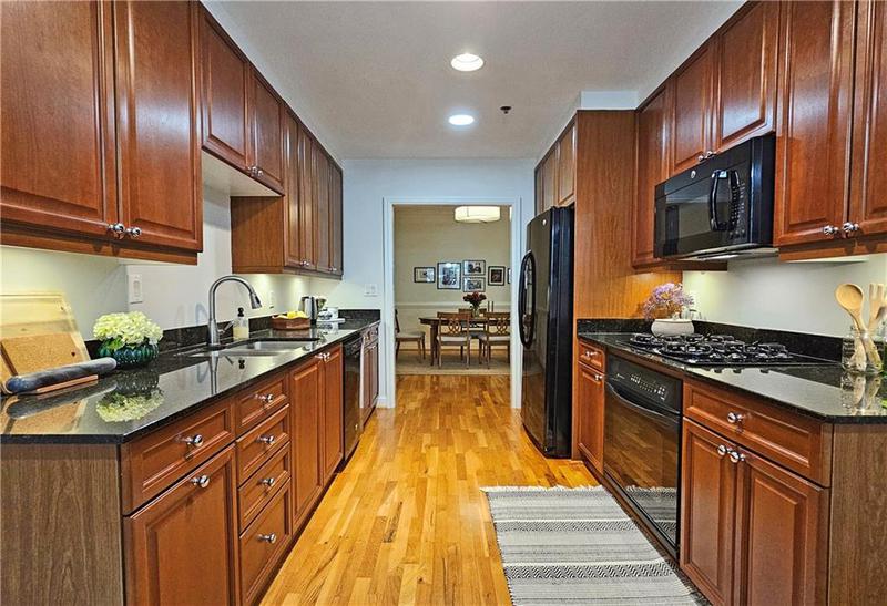 Image for property 1735 Peachtree Street 210, Atlanta, GA 30309
