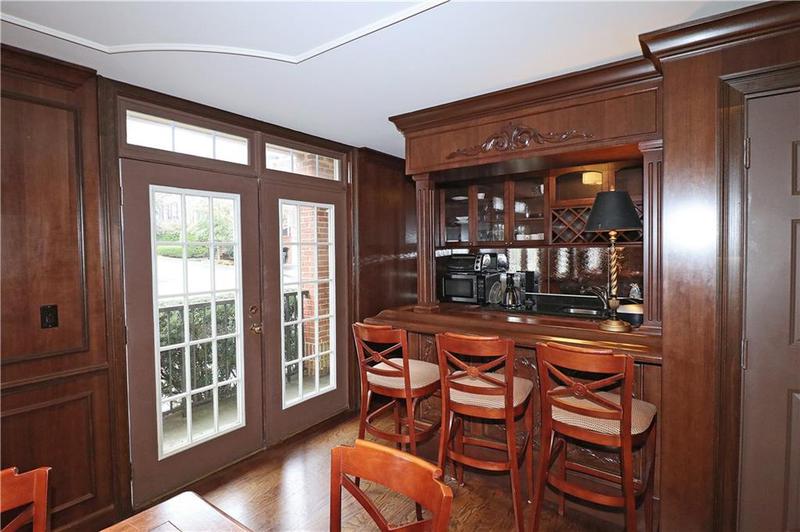 Image for property 1735 Peachtree Street 210, Atlanta, GA 30309