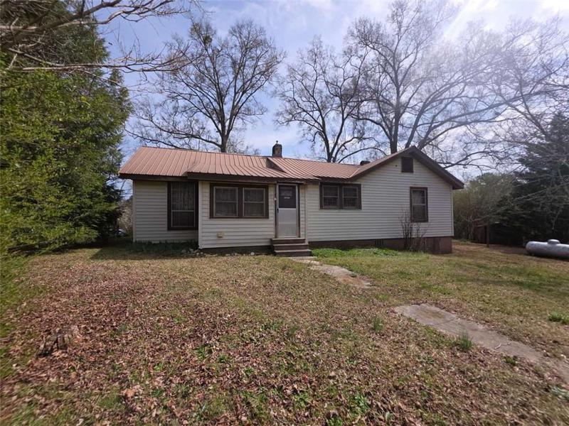Image for property 45 York Circle, Cedartown, GA 30125