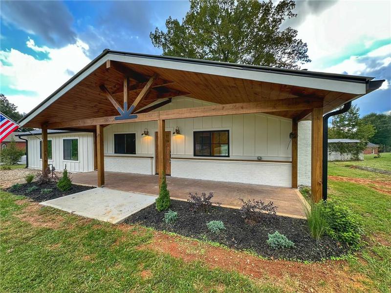 Image for property 2914 Antioch Church Road, Gainesville, GA 30506