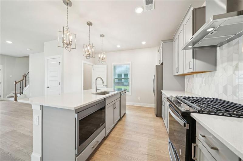 Image for property 4690 Hemingway Trail, Cumming, GA 30041