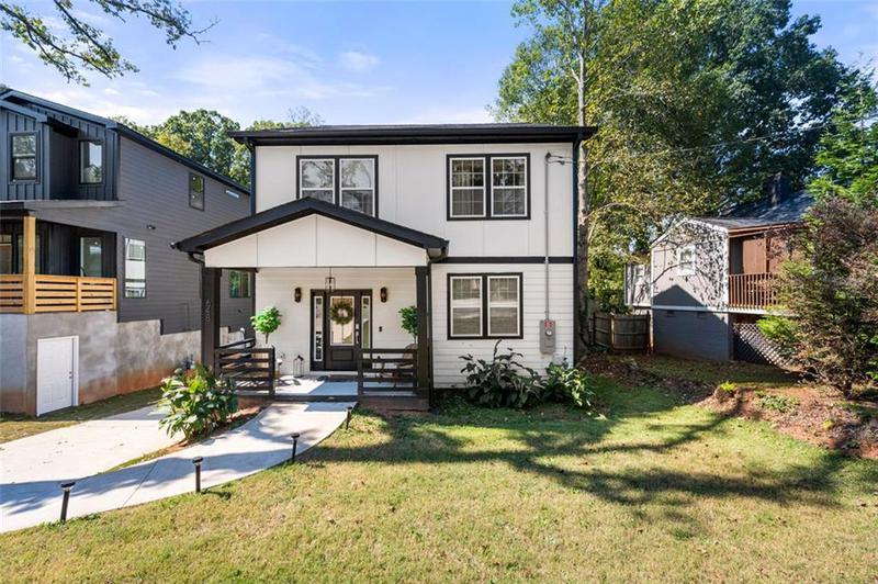 Image for property 648 GLENDALE Road, Scottdale, GA 30079