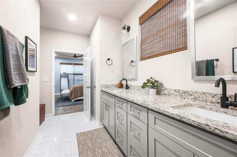 Image for property 648 GLENDALE Road, Scottdale, GA 30079