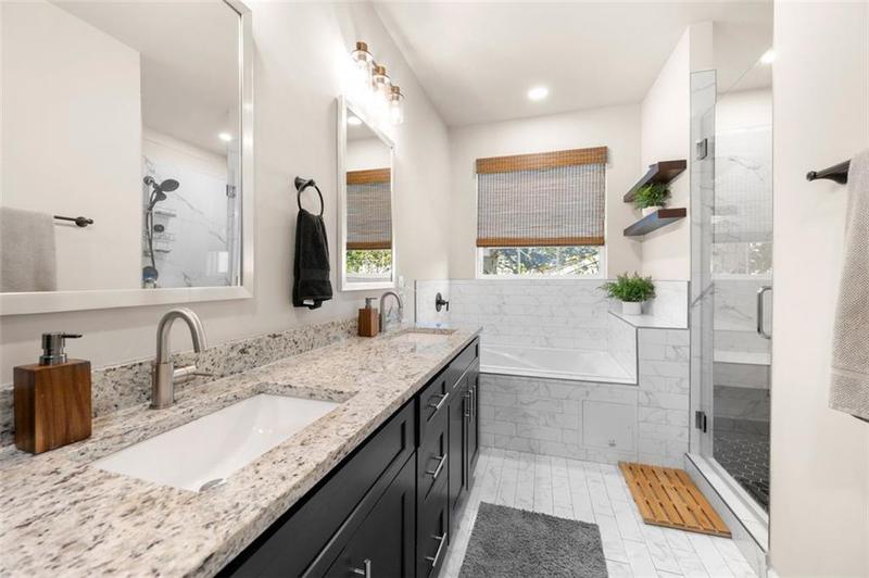 Image for property 648 GLENDALE Road, Scottdale, GA 30079
