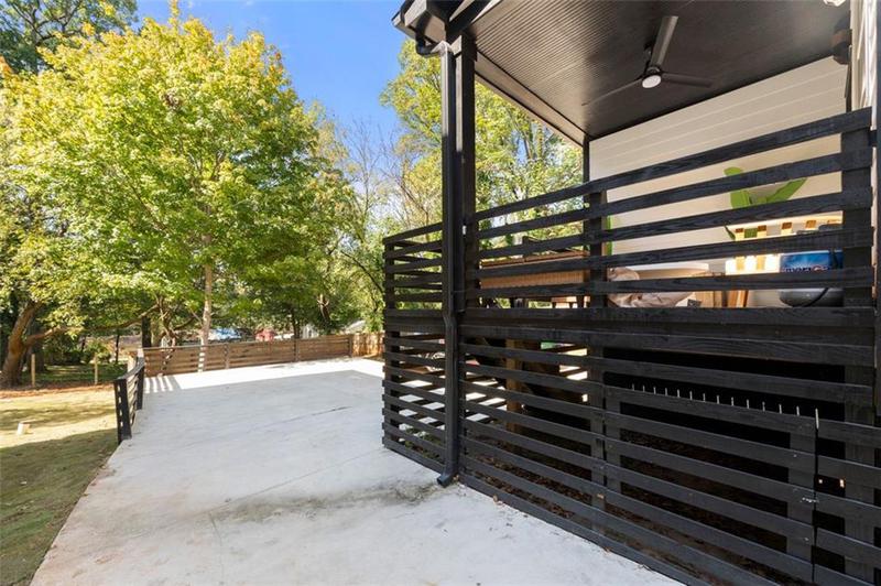 Image for property 648 GLENDALE Road, Scottdale, GA 30079