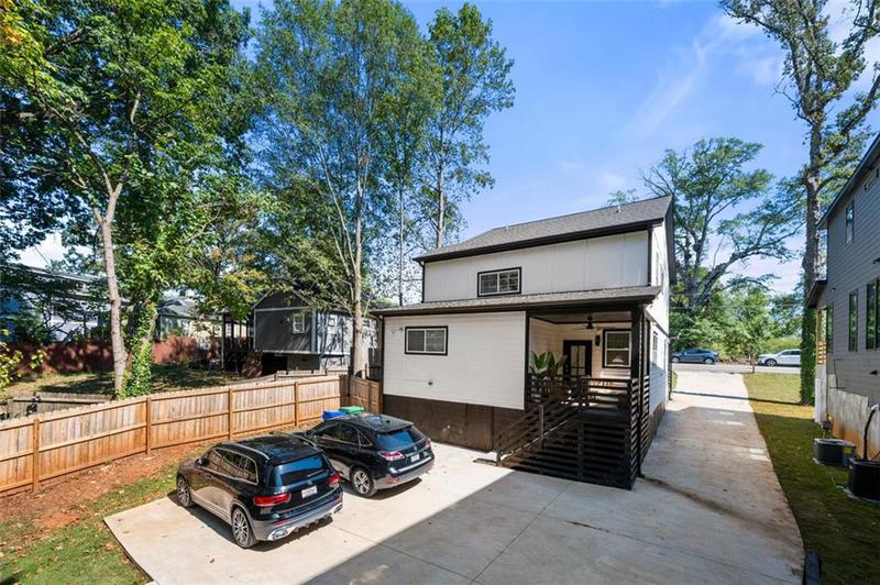 Image for property 648 GLENDALE Road, Scottdale, GA 30079