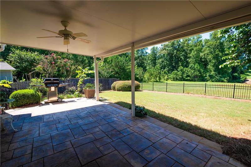 Image for property 1001 Creek Drive, Villa Rica, GA 30180