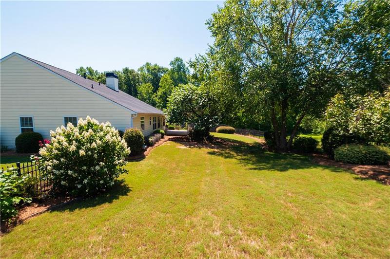 Image for property 1001 Creek Drive, Villa Rica, GA 30180