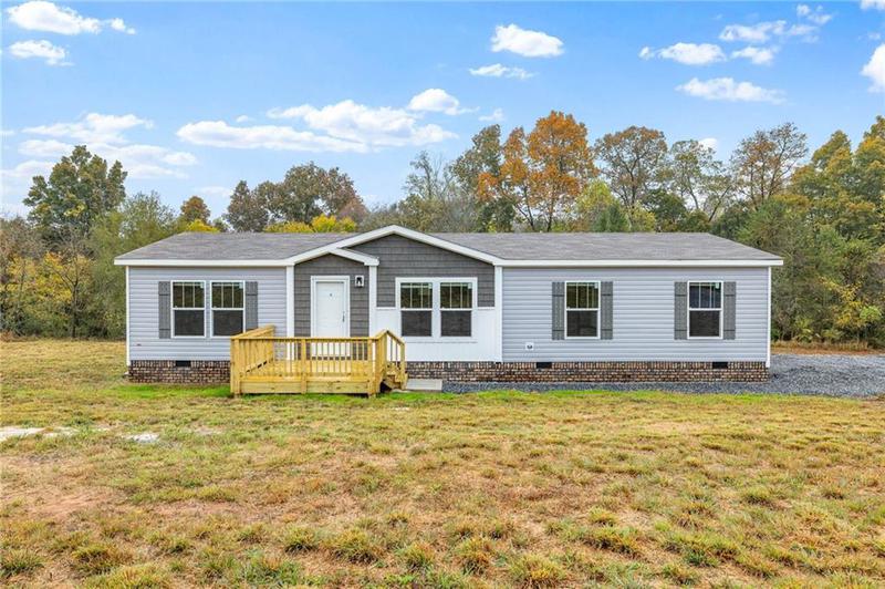 Image for property 332 Mineral Springs Trail, Demorest, GA 30535