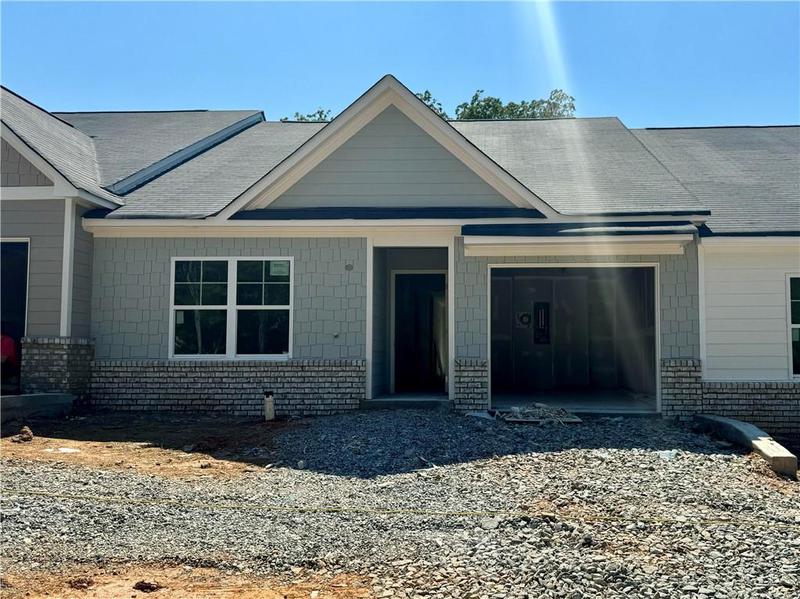 Image for property 31 Silver Leaf Lane, Dawsonville, GA 30534