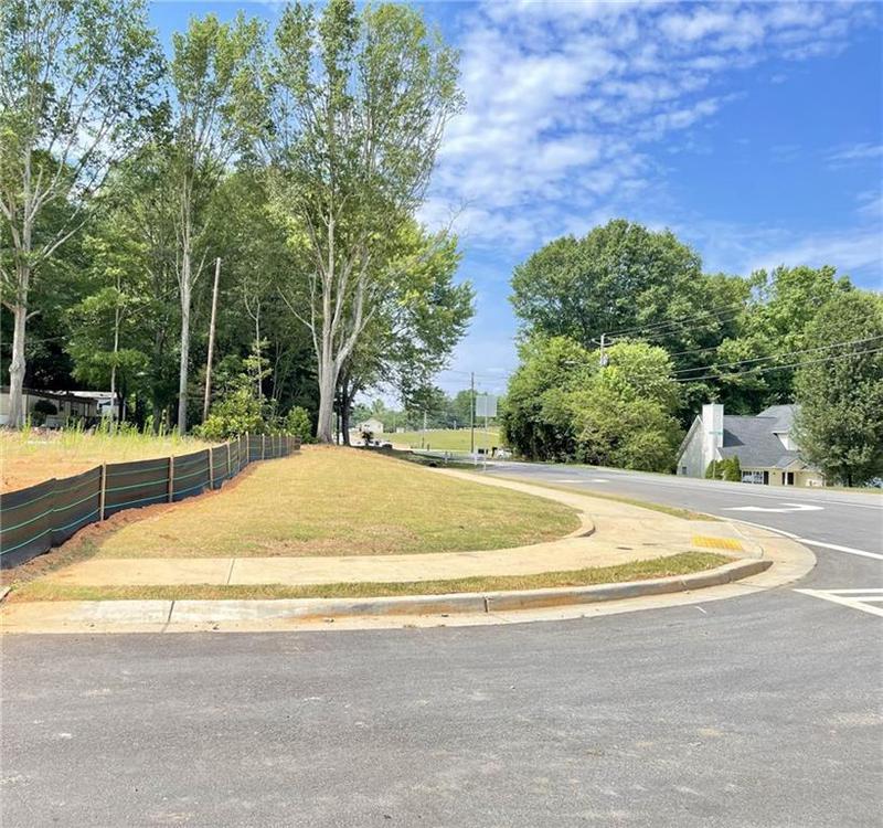 Image for property 31 Silver Leaf Lane, Dawsonville, GA 30534