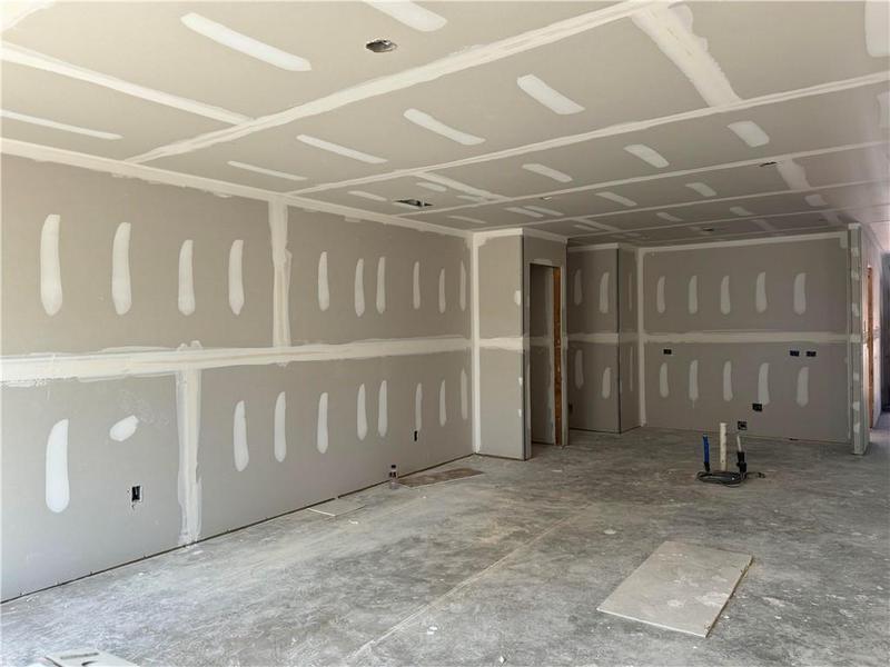 Image for property 31 Silver Leaf Lane, Dawsonville, GA 30534