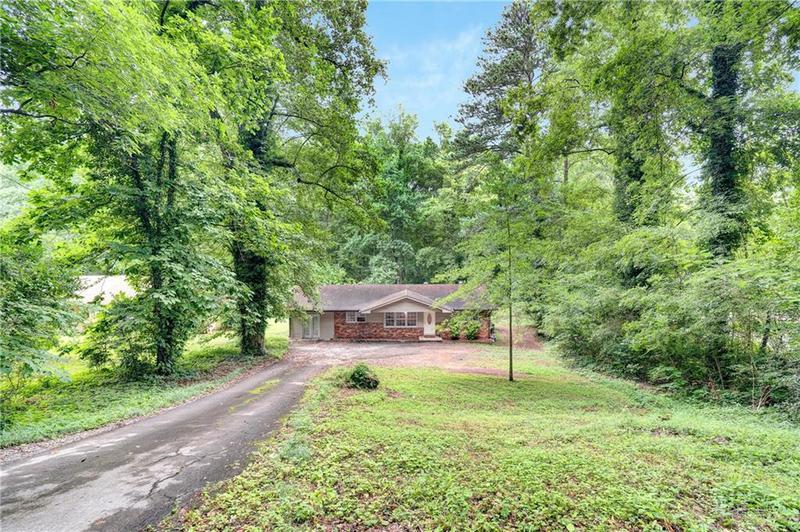 Image for property 1122 Ridgeleigh Circle, Dalton, GA 30720