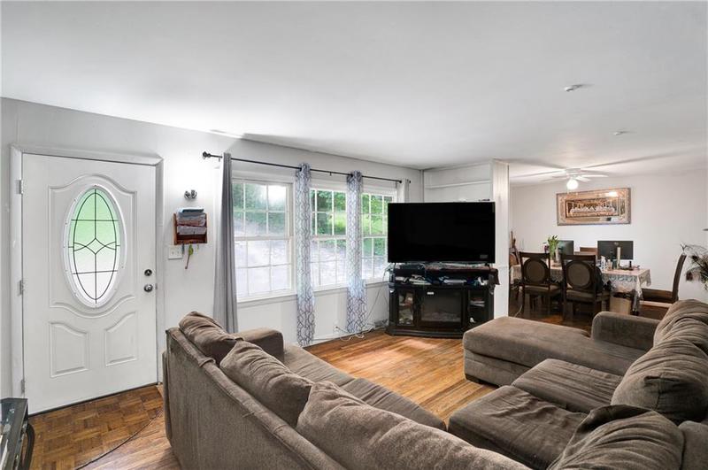 Image for property 1122 Ridgeleigh Circle, Dalton, GA 30720