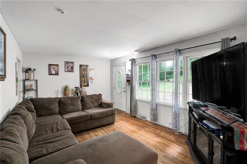 Image for property 1122 Ridgeleigh Circle, Dalton, GA 30720
