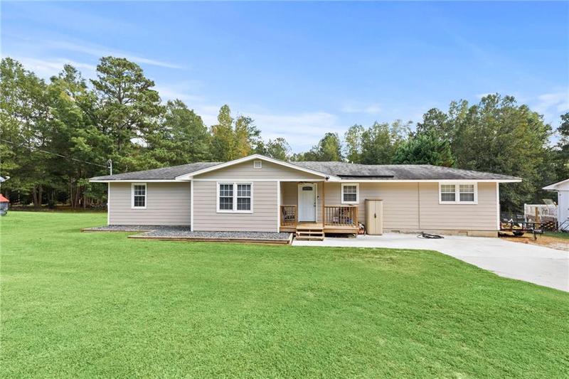 Image for property 254 Bethlehem Church Road, Carrollton, GA 30117